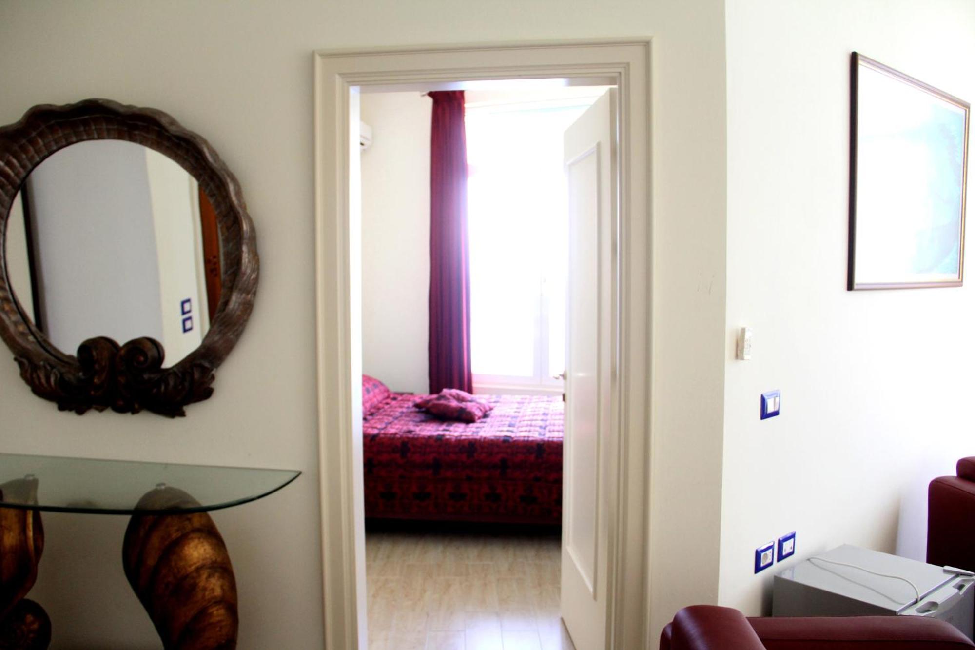 Hotel Nimfa Kanine Bilik gambar