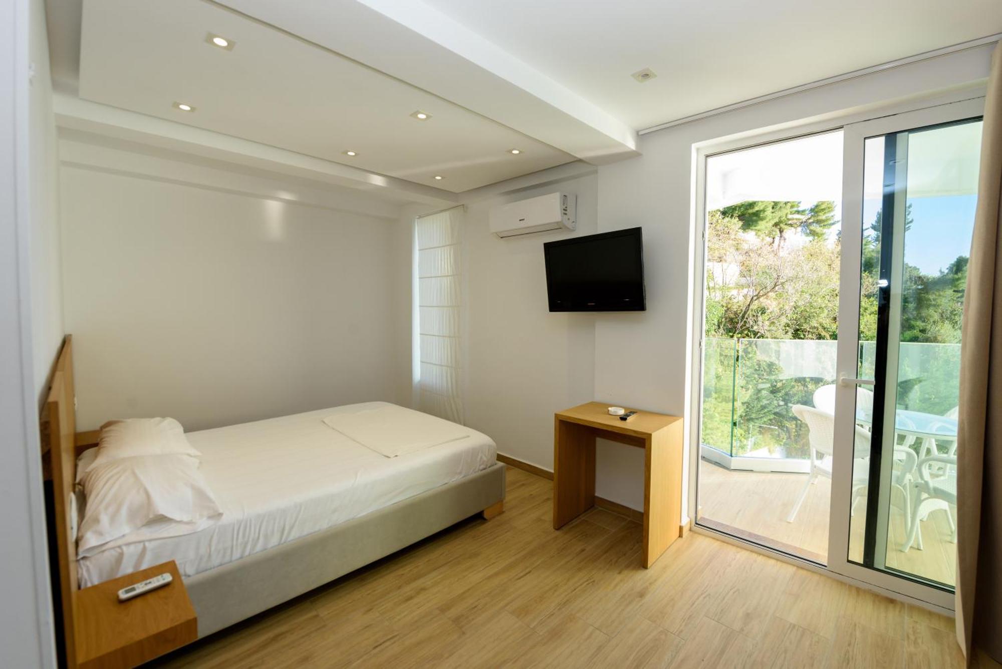 Hotel Nimfa Kanine Luaran gambar