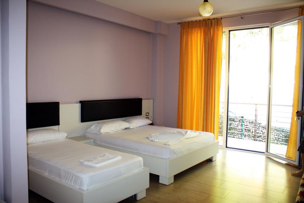Hotel Nimfa Kanine Luaran gambar
